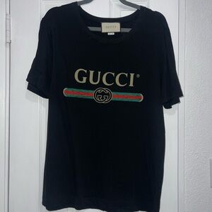 Gucci Women oversize t-shirt
Size small
Black cotton jersey